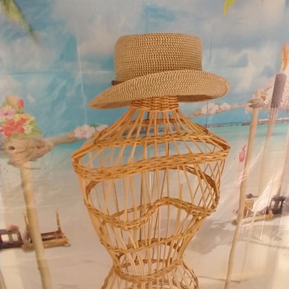Elegant Tan Woven Bucket/ Brim Hat NWOT - Picture 8 of 16